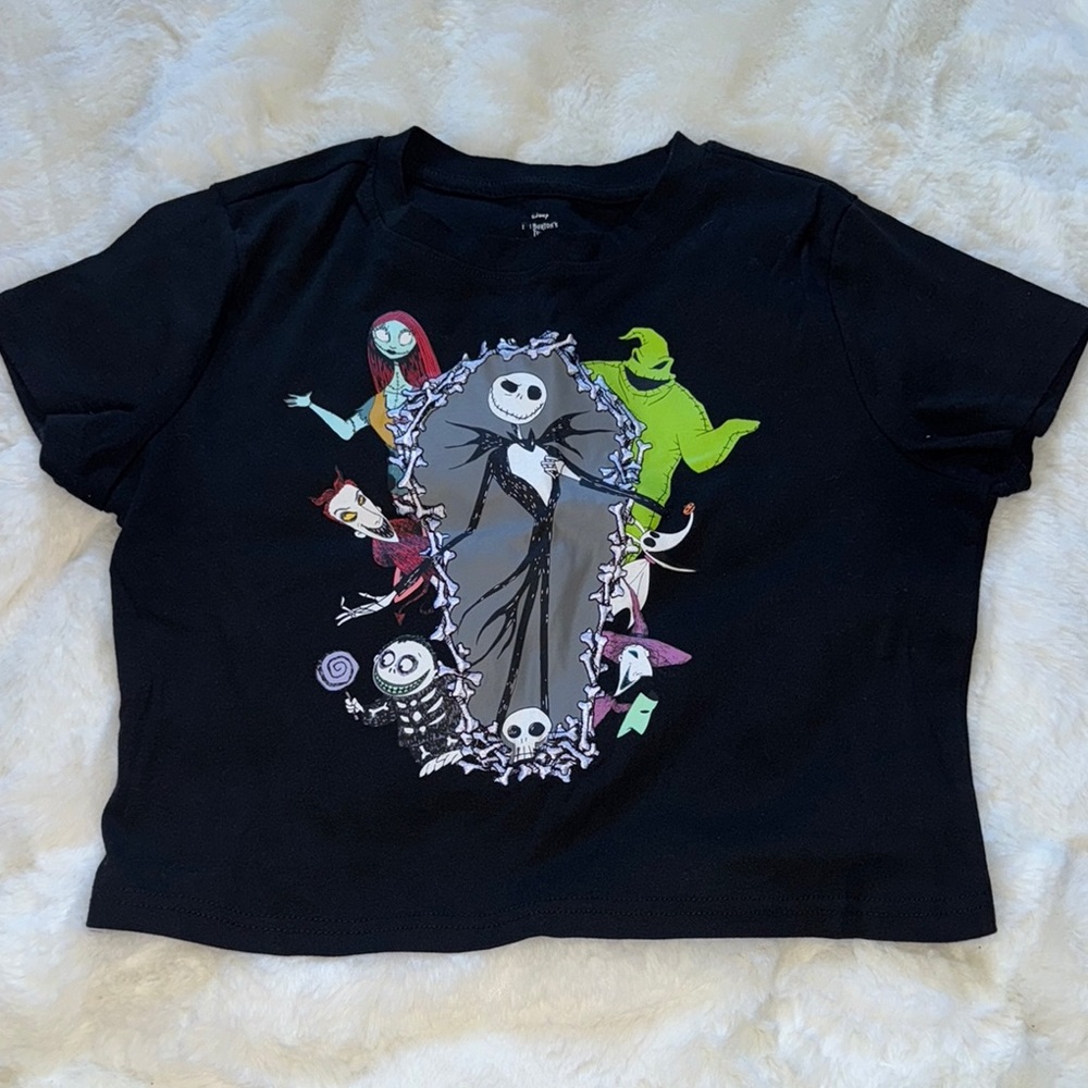 Black Graphic crop Tee